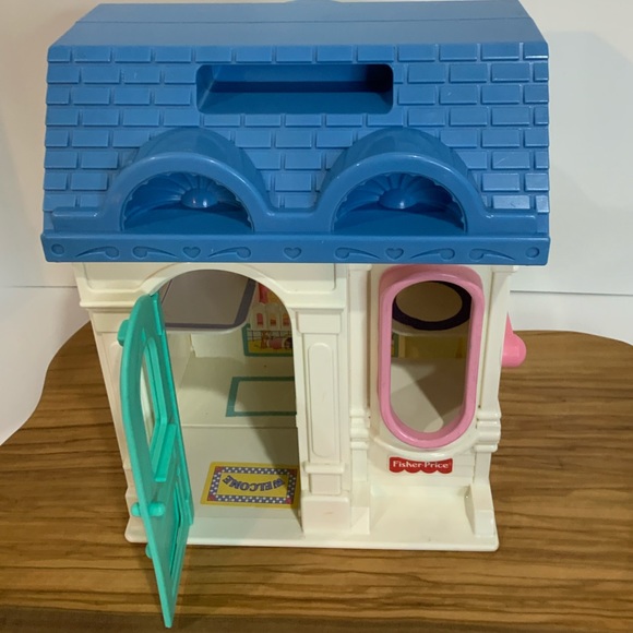 FP- Adoption Center/ Daycare/Take along. - Picture 3 of 11